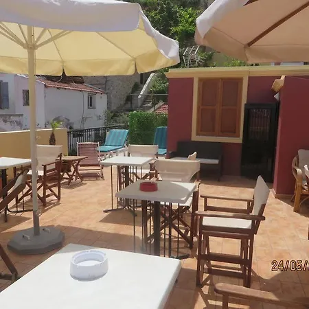 Guest house Maravelia's *
