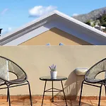 Maravelia's Guest house 3*