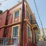 Maravelia's Symi