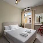 Maravelia's 3* Symi