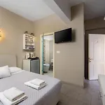 Guest house Maravelia's 3*