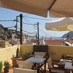 Maravelia's Guest house