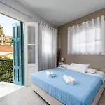 Maravelia's Guest house 3*