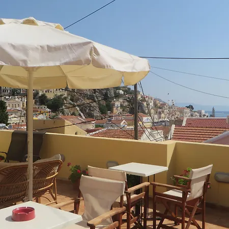 Pensión Maravelia's