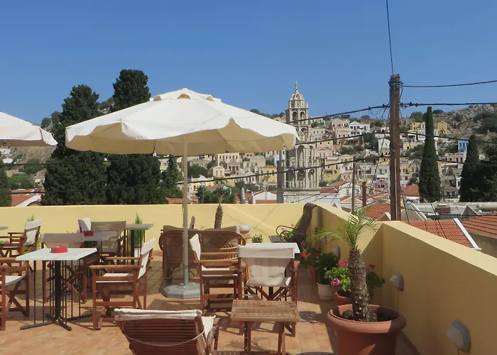 Maravelia's 4* Sými