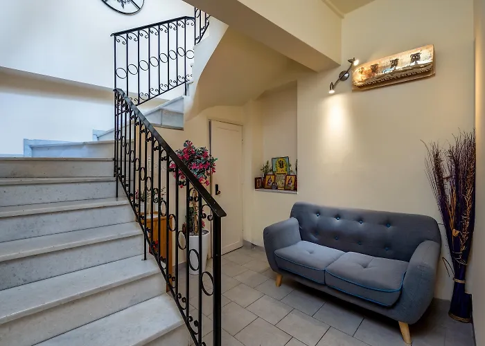 Maravelia's 4* Sými