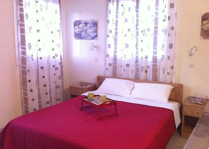 Maravelia's 4* Sými